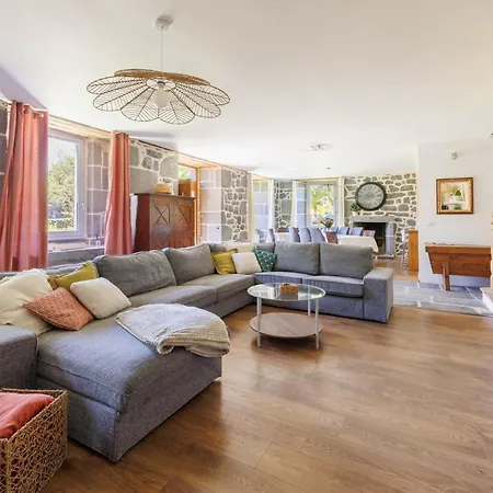 Vakantiehuis Le Domaine Du Rocher - Pour 12 Avec Grand Jardin *