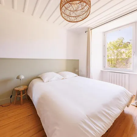 Le Domaine Du Rocher - Pour 12 Avec Grand Jardin Vakantiehuis
