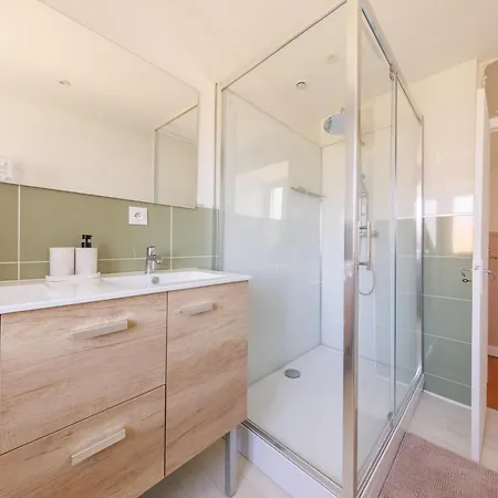 Le Domaine Du Rocher - Pour 12 Avec Grand Jardin * Neussargues en Pinatelle