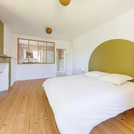 Le Domaine Du Rocher - Pour 12 Avec Grand Jardin *